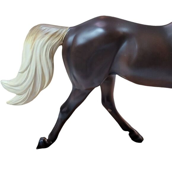 Breyer Dakota Rocky Mountain Horse collectible limited edition - NIB- RARE - Picture 6 of 15